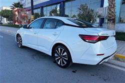 نیسان سێنترا